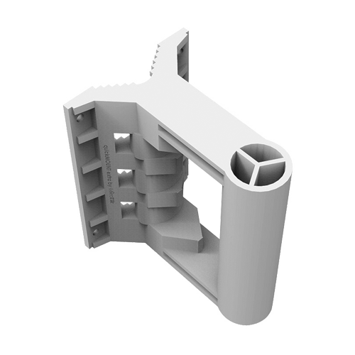 Adaptor montare pe perete pentru antene mari Mikrotik QME, ideal pentru utilizarea în spații exterioare. Acest adaptor oferă