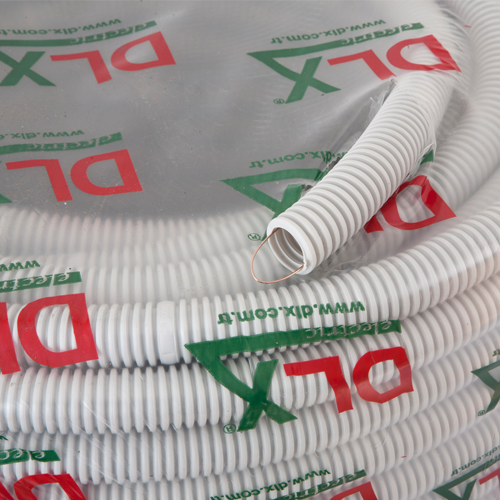 Tub flexibil D20, halogen free, ignifug, cu fir de tragere, disponibil pe rolă de 100 metri. Ideal pentru aplicații