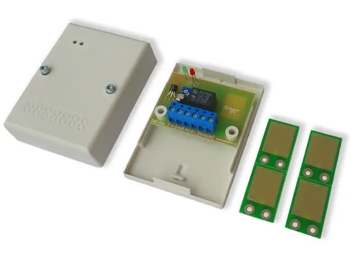 Detector de inundații SEKA INU cu 4 senzori auxiliari, funcții COM/NC/NO, indicator LED. Ideal pentru protecția locuinței