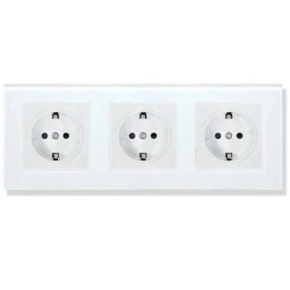 Priza tripla cu rama din sticla securizata 16A, Alb - Classlights CLS-SM009 oferă un design elegant și modern, perfect